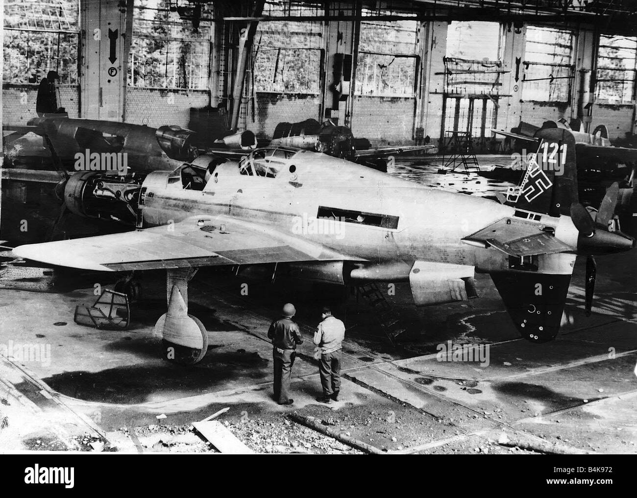 Twin engine fighter Black and White Stock Photos & Images Alamy