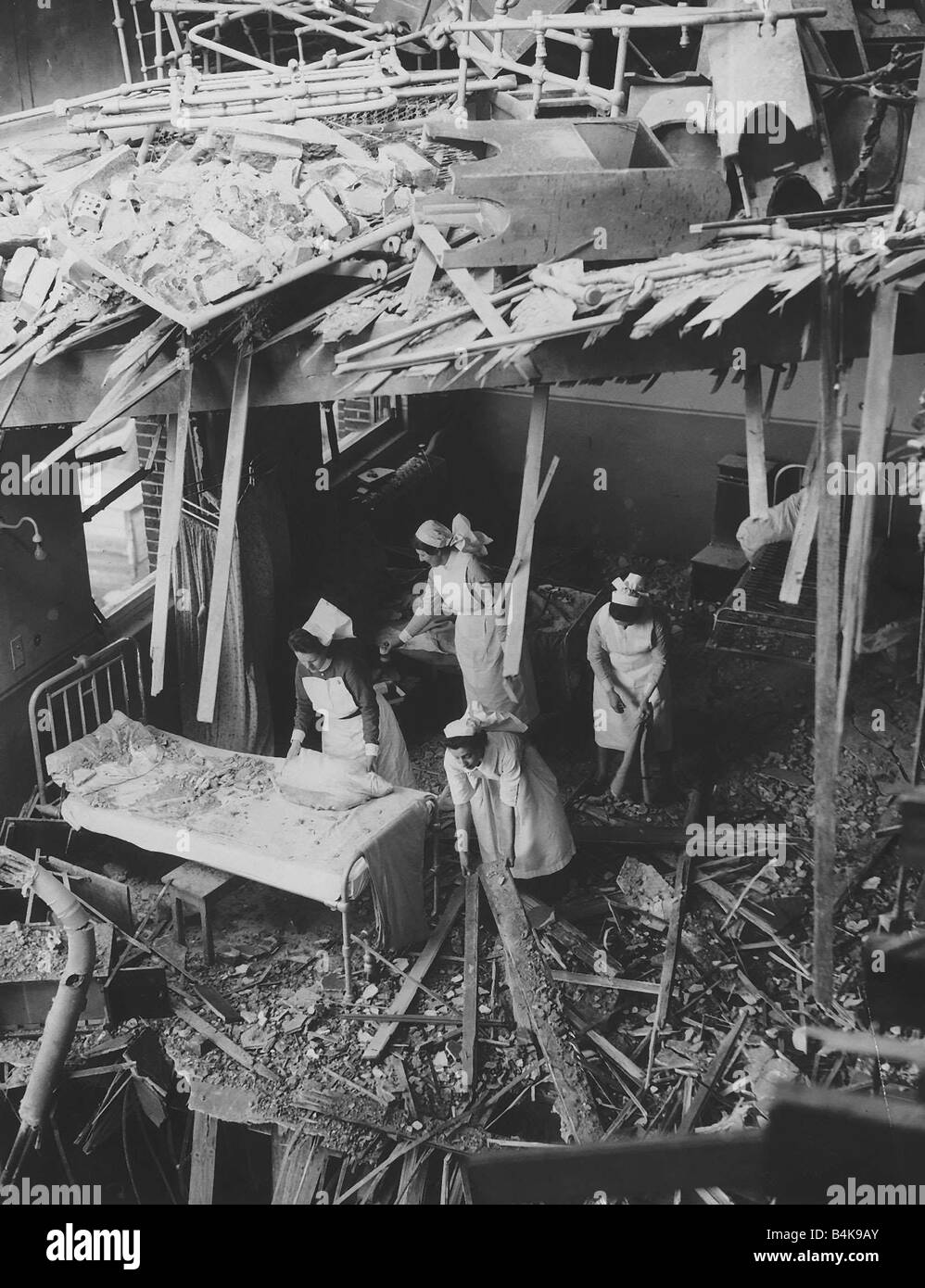 London 1941 Black and White Stock Photos & Images Alamy