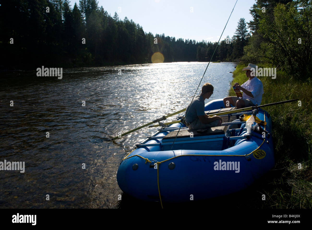 Drift boat fishing montana hi-res stock photography and images - Alamy