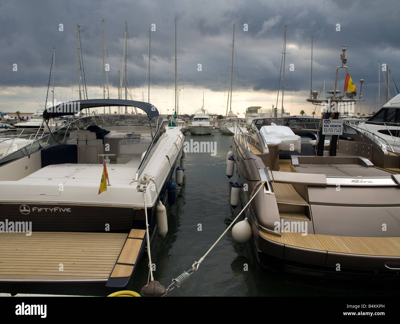 Power boats hi-res stock photography and images - Alamy