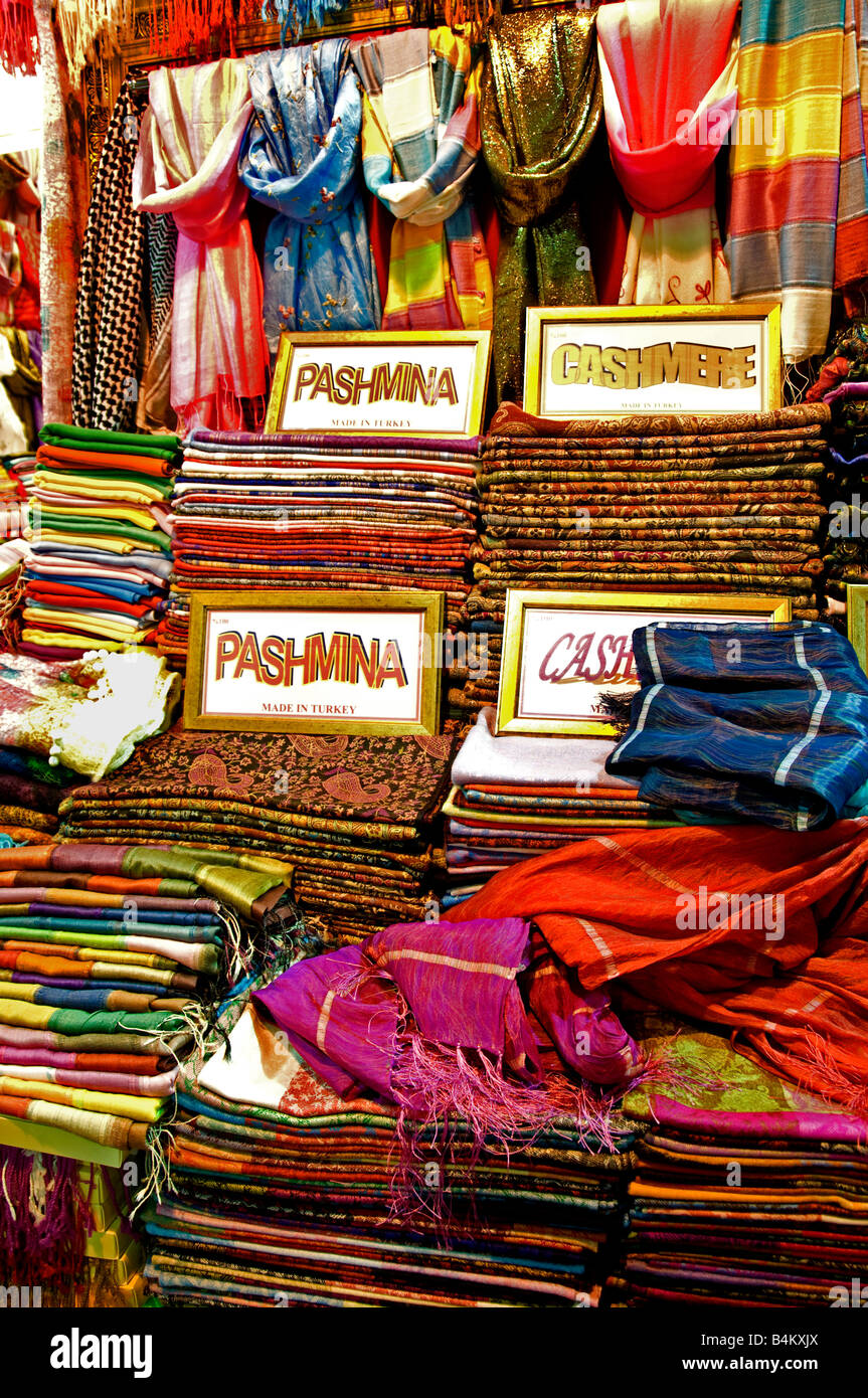 Pashima Cashmere Grand Bazaar Kapali Carsi Kapalıcarsı Istanbul Turkey Stock Photo