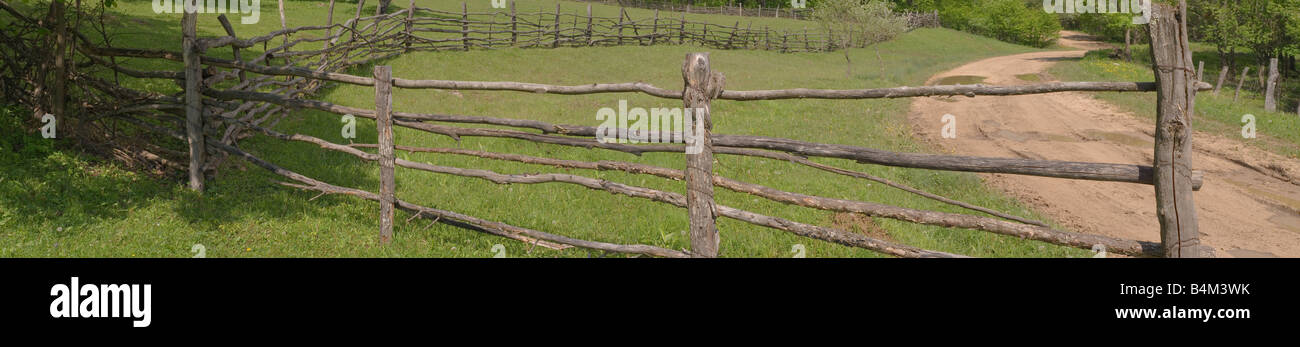 Country fence hi-res stock photography and images - Alamy