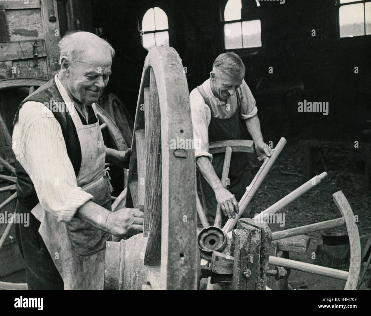 Wheelwrights hires stock photography and images Alamy