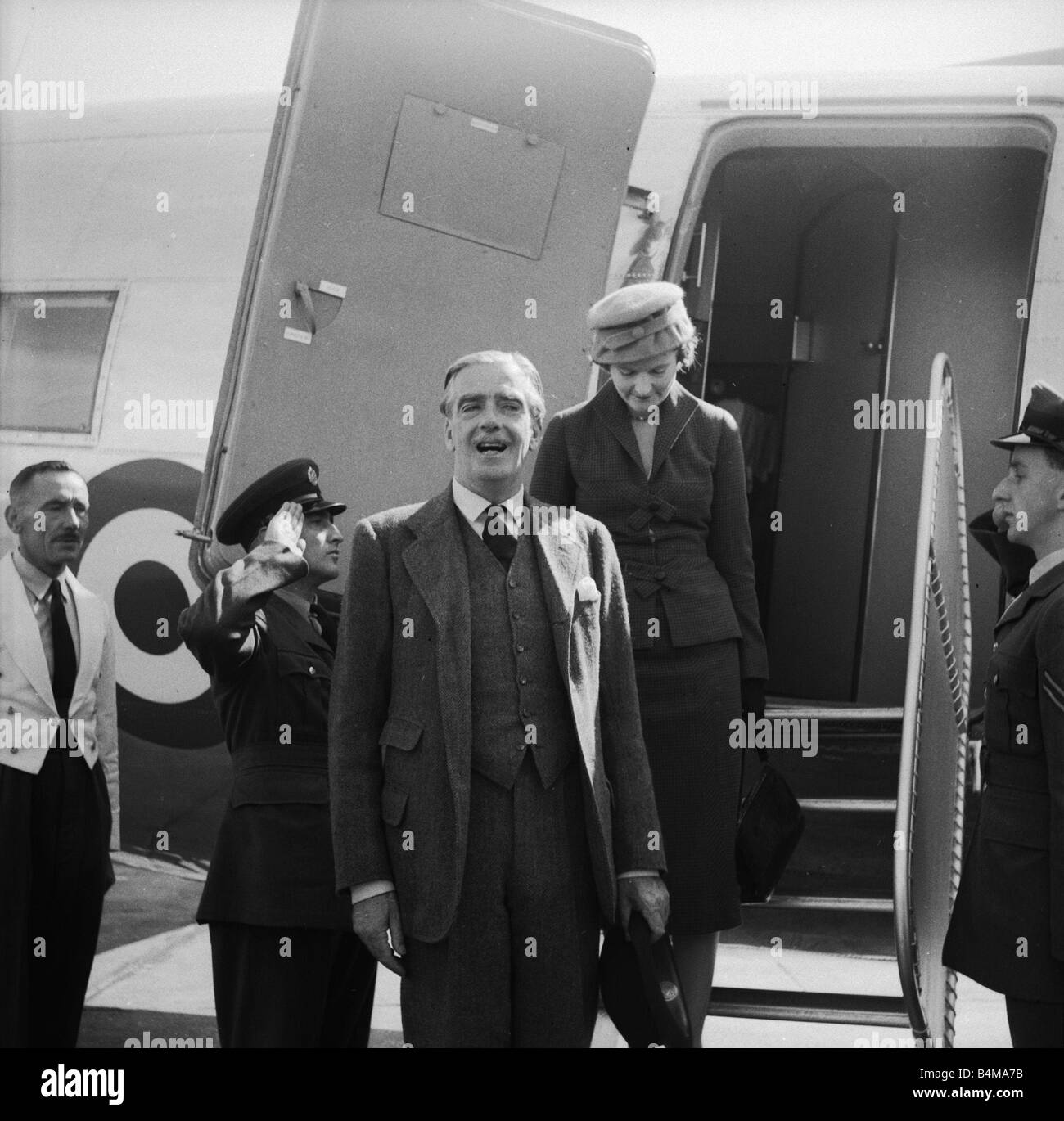 Anthony eden suez crisis 1956 hi-res stock photography and images - Alamy