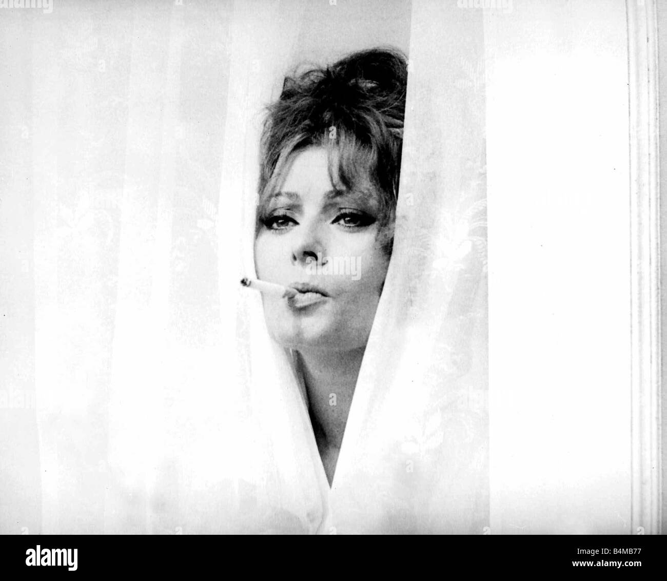 Sophia Loren August 1963 Paired together with director Vittoria De Sica for shooting of the film Yesterday Today and Tomorrow Stock Photo