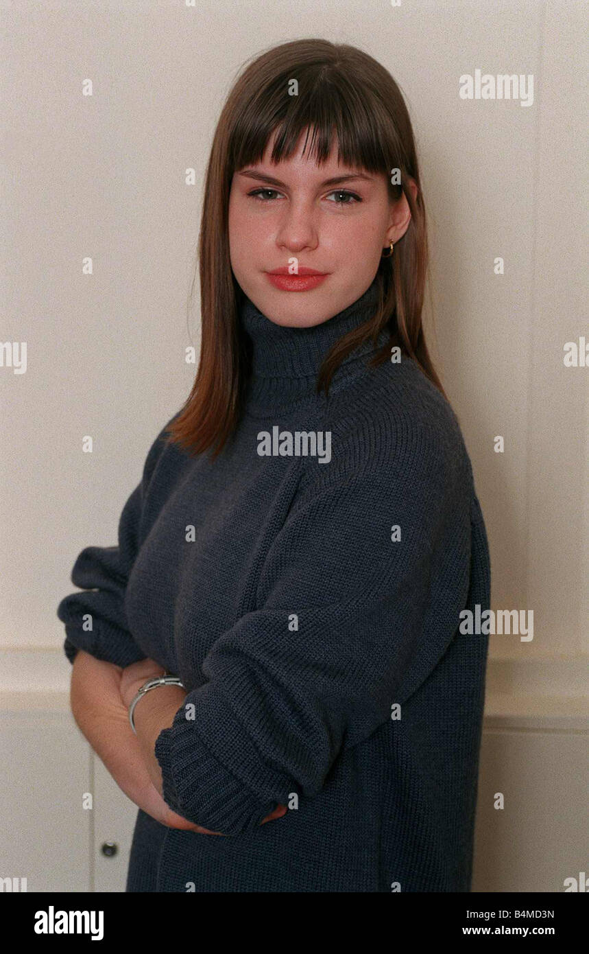 Barbie Forteza (b. 1997),Jodie Moore Sex pictures Rupini,Kim Dickens Katie Leclerc,Megan Dodds Porn picture Vanessa Branch (born 1973 (dual British and American citizenship),John Cater (1932?009)