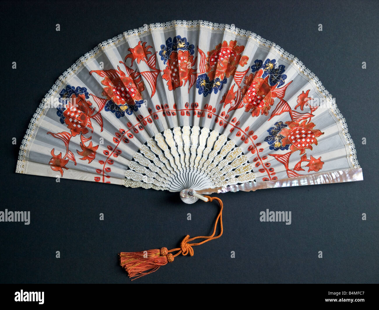 Japanese Fan High Resolution Stock Photography and Images Alamy