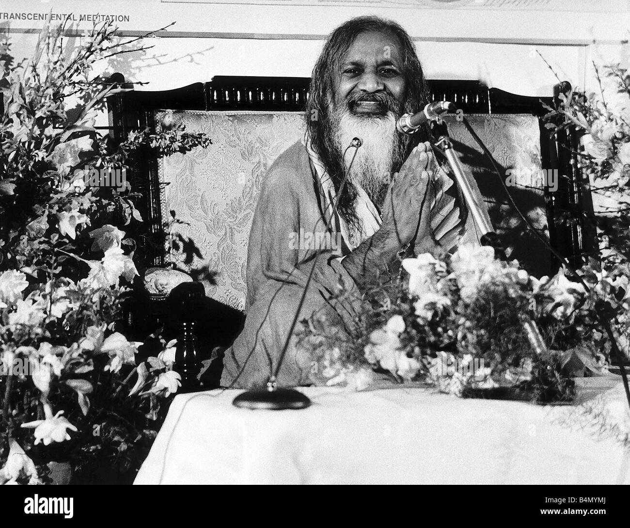 Maharishi mahesh yogi hi-res stock photography and images - Alamy