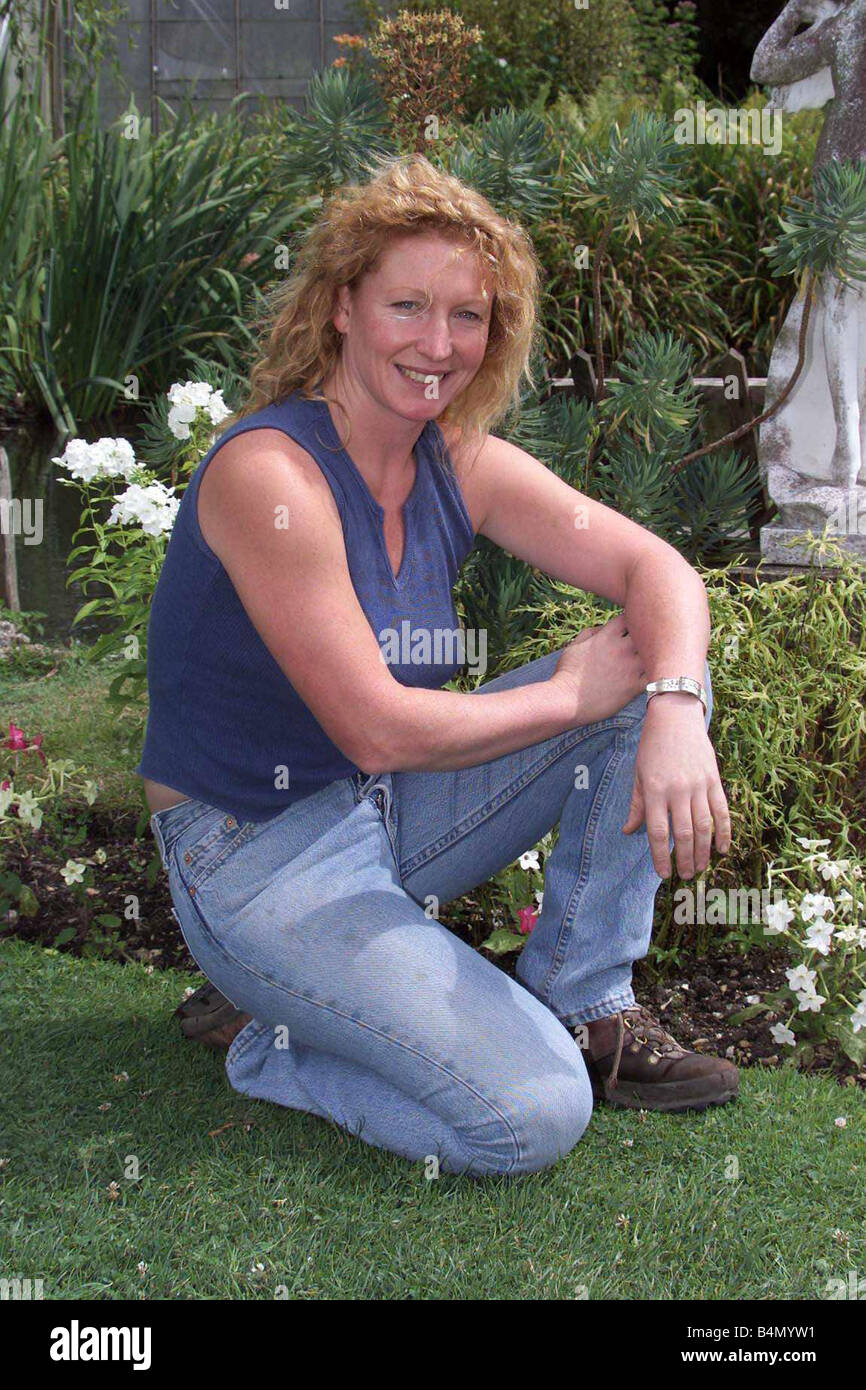 Charlie dimmock hires stock photography and images Alamy