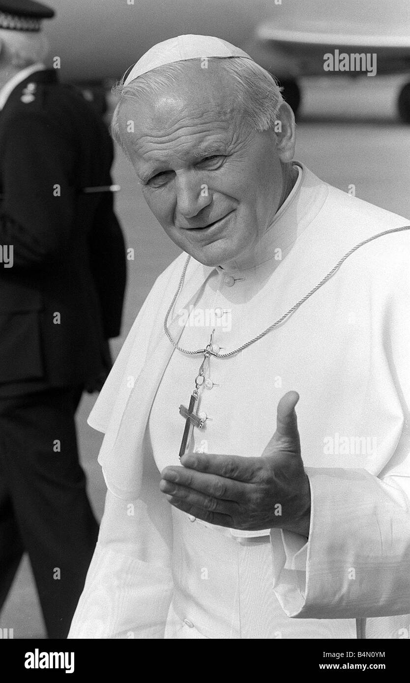 Pope John Paul II at Cardiff airport on his visit to Wales Stock Photo