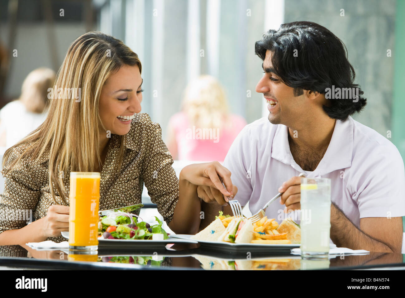 на ресторане. Enjoy delicious. Set lunch. Enjoy lunch. Sharon ever … lunch at a cafe нужние.