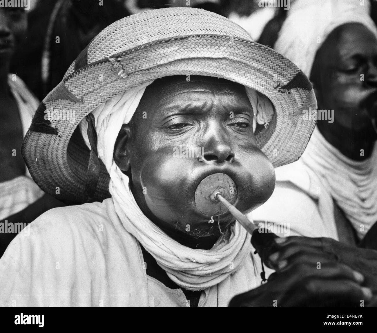 Cheeks puffed Black and White Stock Photos & Images Alamy