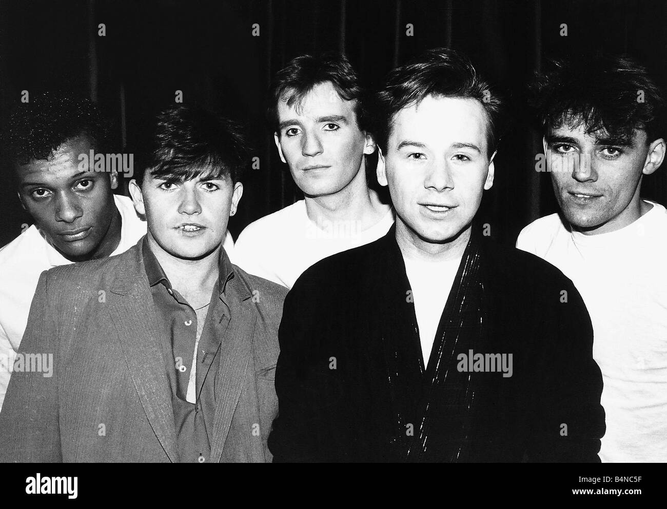 Simple Minds rock band from left Mel Gaynor Charlie Burchill Derek Forbes Jim Kerr and Mick