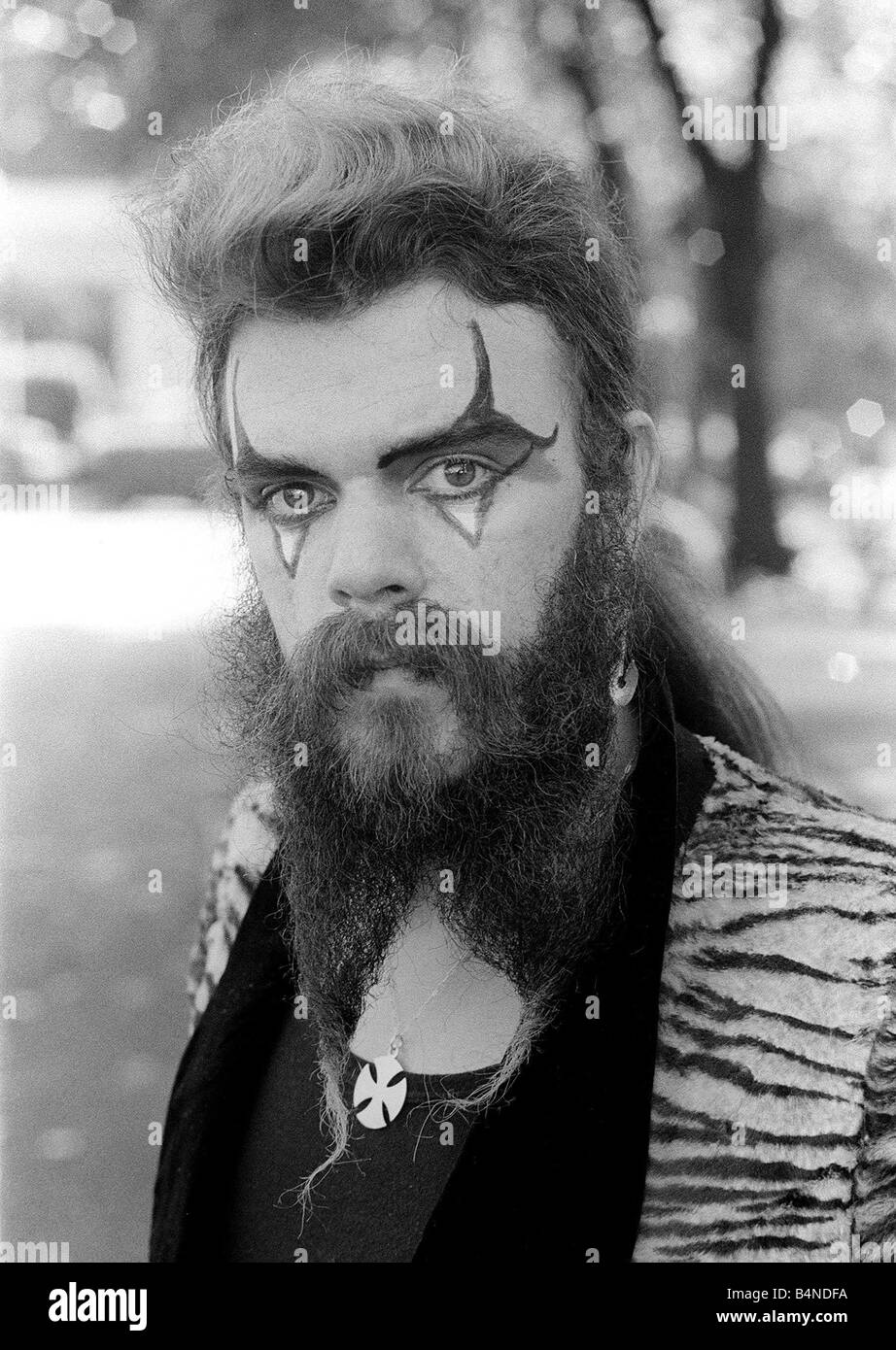 Roy Wood September 1973 Former member of The Move and Wizzard Dressed as a Teddy boy for the release of his new single Angel Fingers Stock Photo