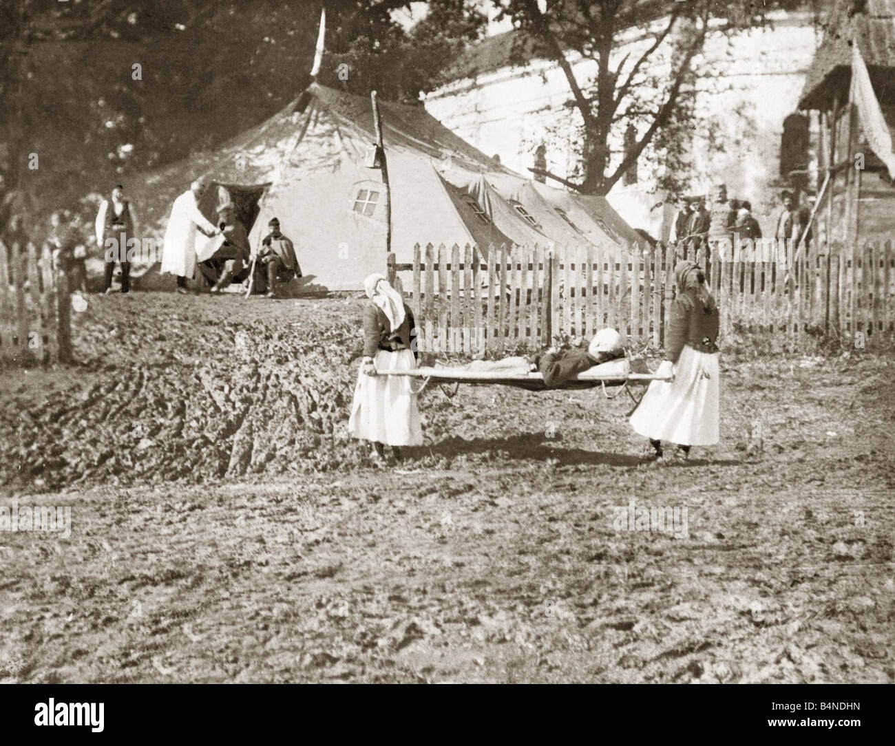 Women stretcher bearers ww1 hires stock photography and images Alamy