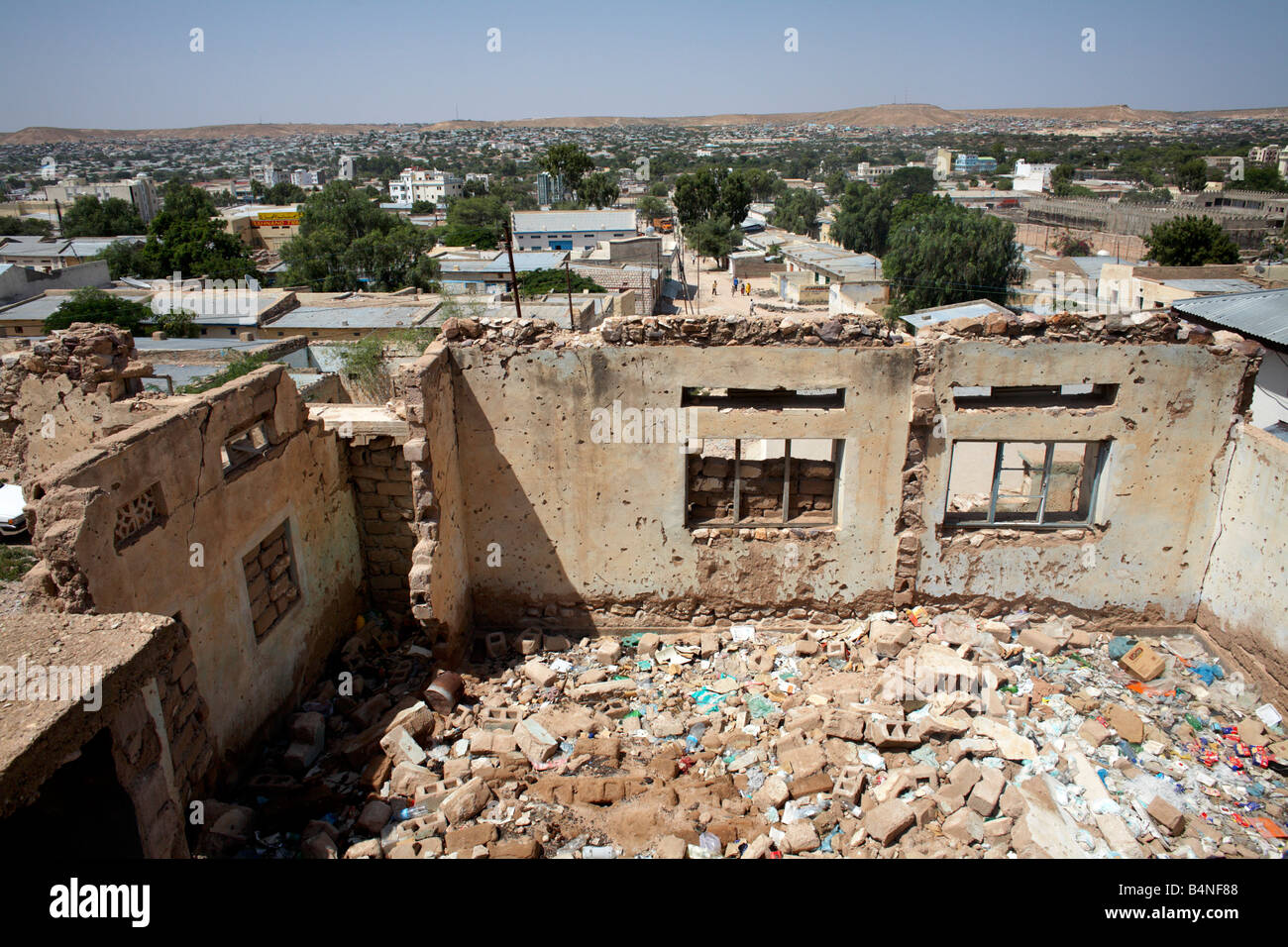 The scars of civil war visible in Hargeisa, Somaliland, Somalia Stock Photo