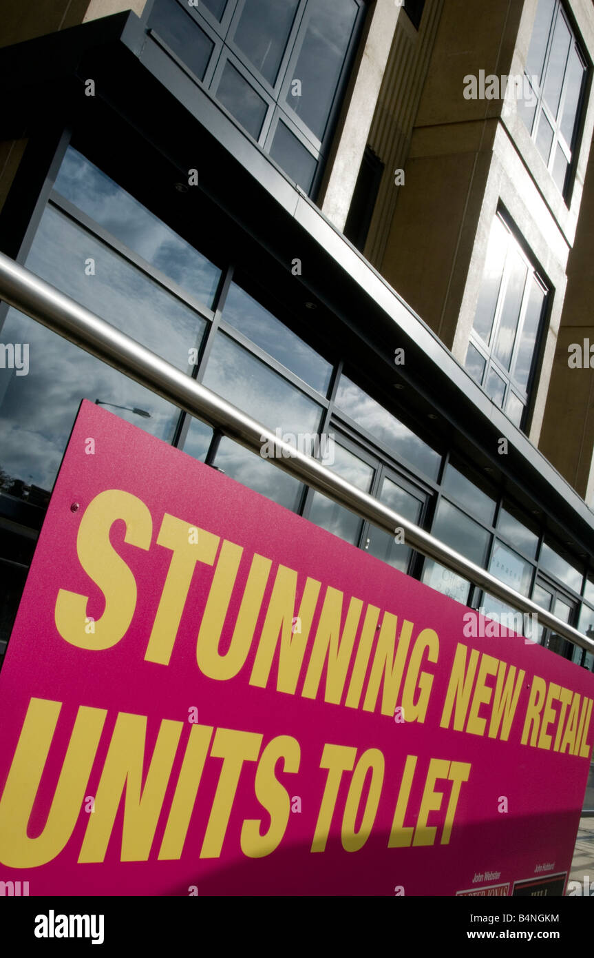 empty shops retail units to let shop units unit retailer chain Stock Photo