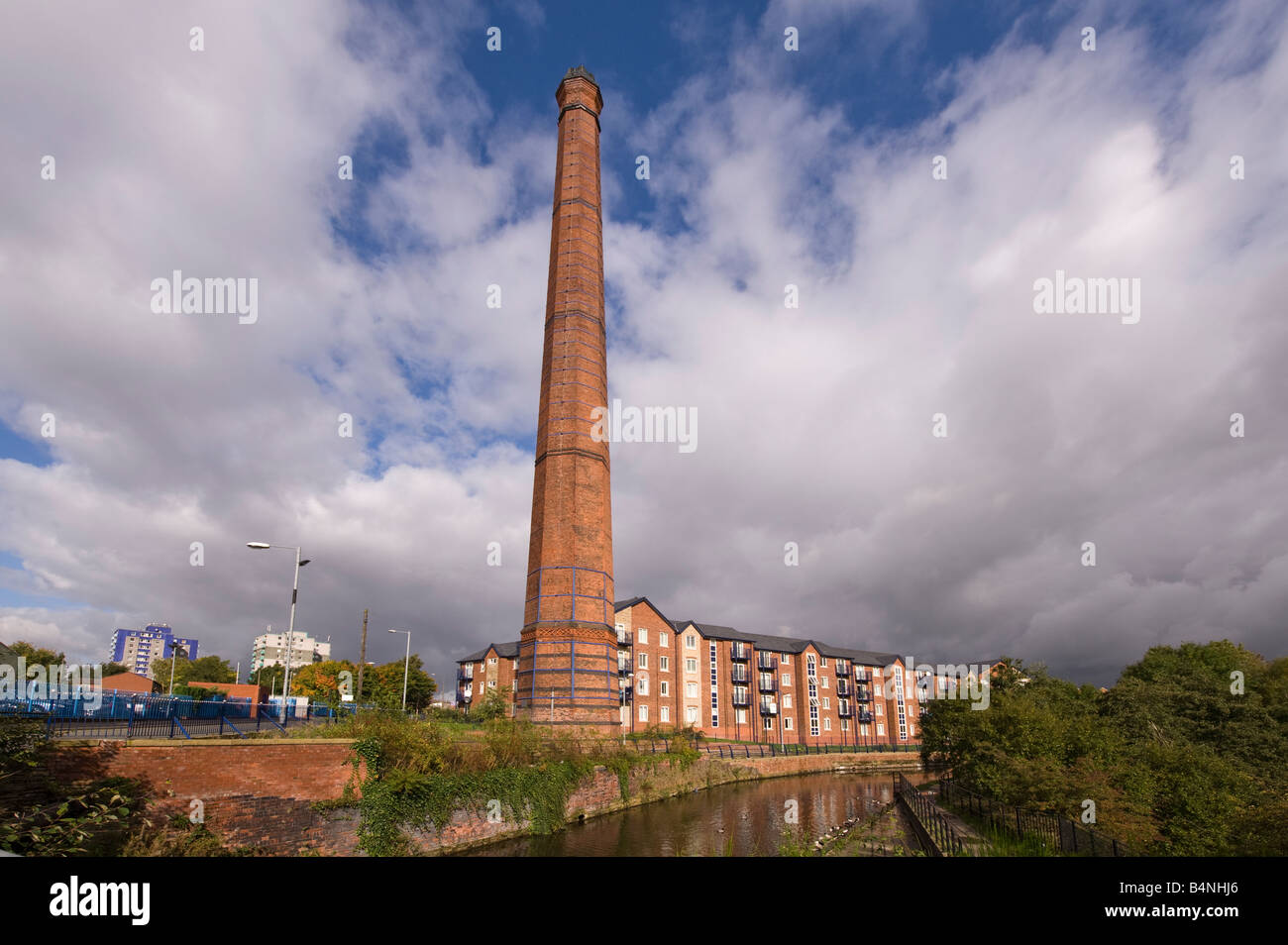 Junction Mill Chimney at Ashton Under Lyne, Greater Manchester, England Stock Photo