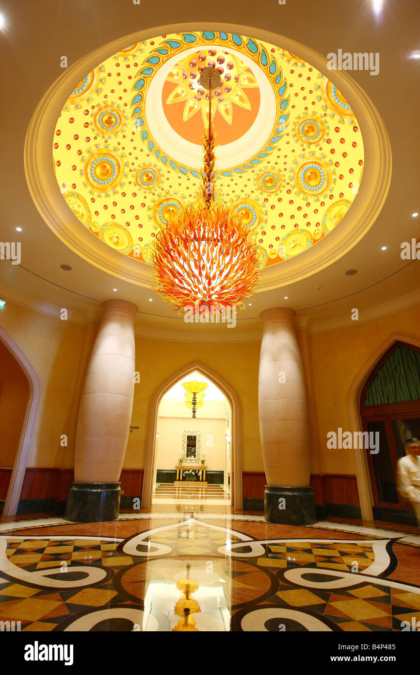 Atlantis Hotel, The Palm, Dubai, United Arab Emirates Stock Photo