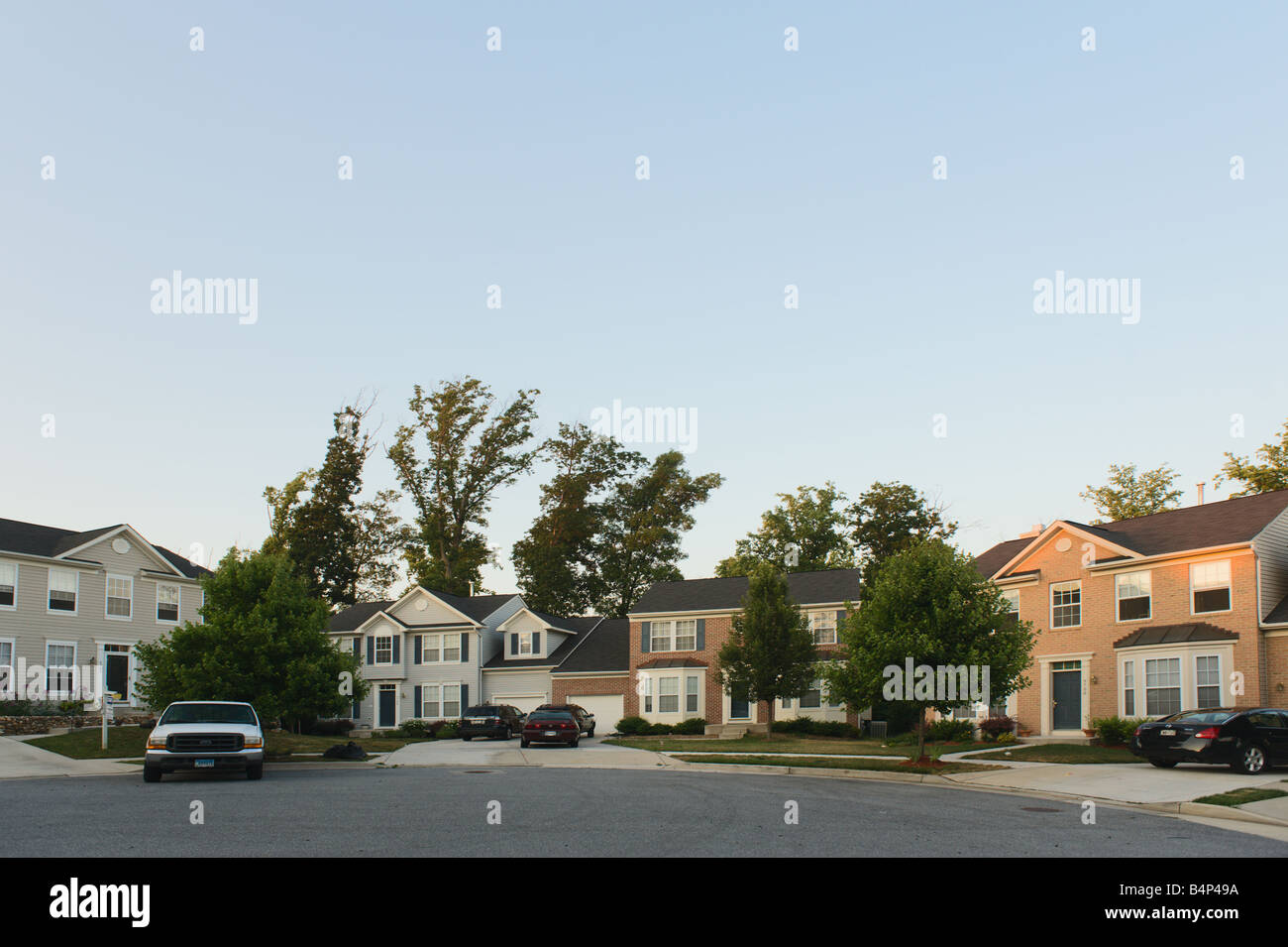 Housing growth  and sprawl in suburbia: Townhouses Owings Mills, Maryland, US Stock Photo