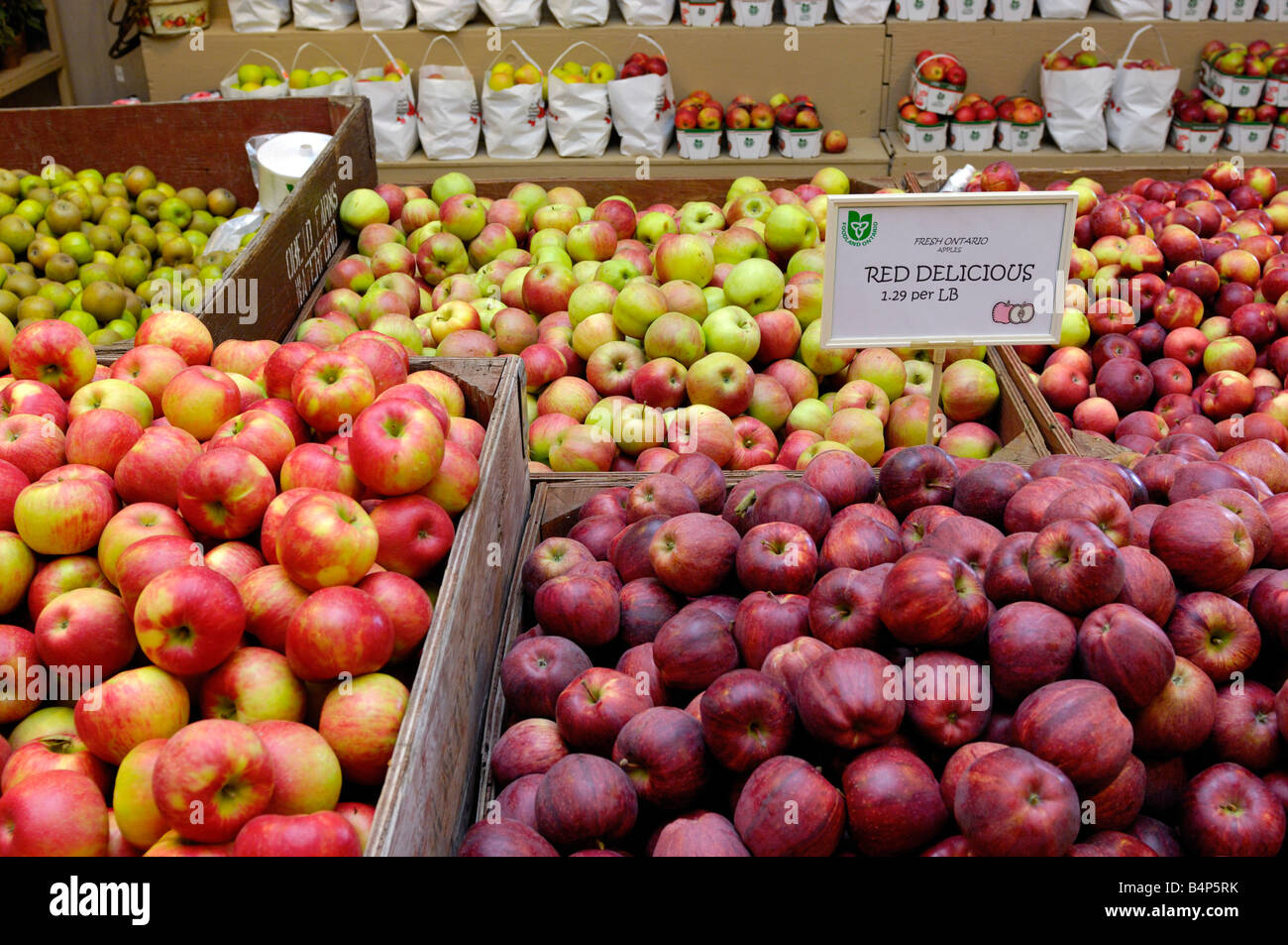 Fresh apples at a farm market Stock Photo
