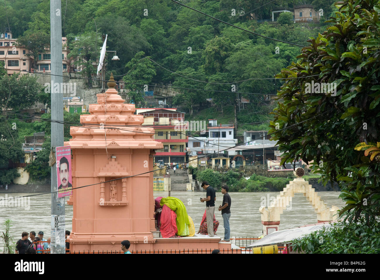 Pilgrimage Rishikesh India uttarakhand rishikesh river hi-res stock photography and images ...
