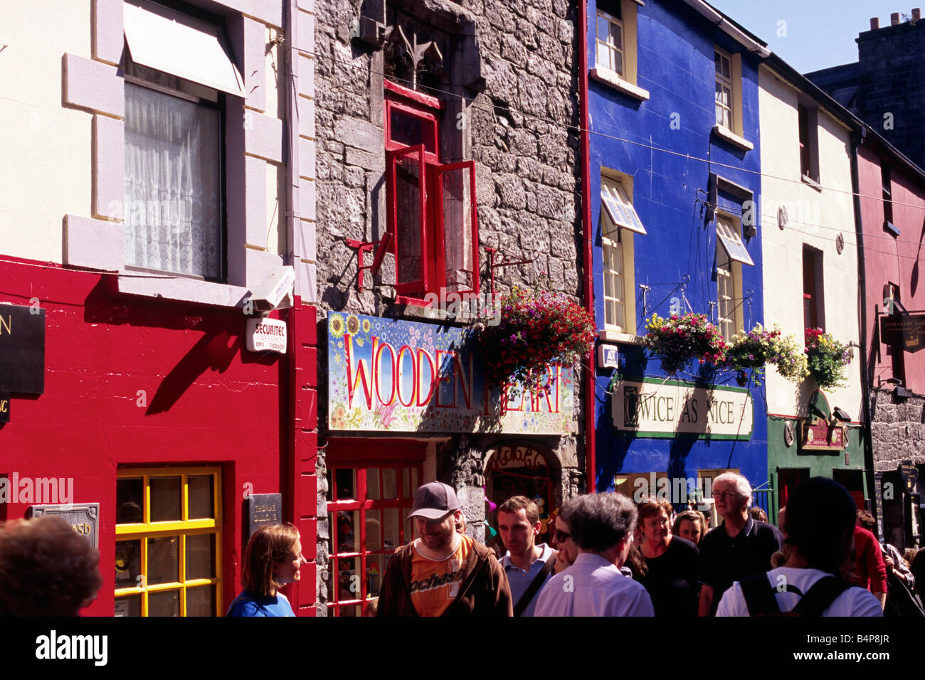 ireland, galway city, quay street, houses Stock Photo Alamy