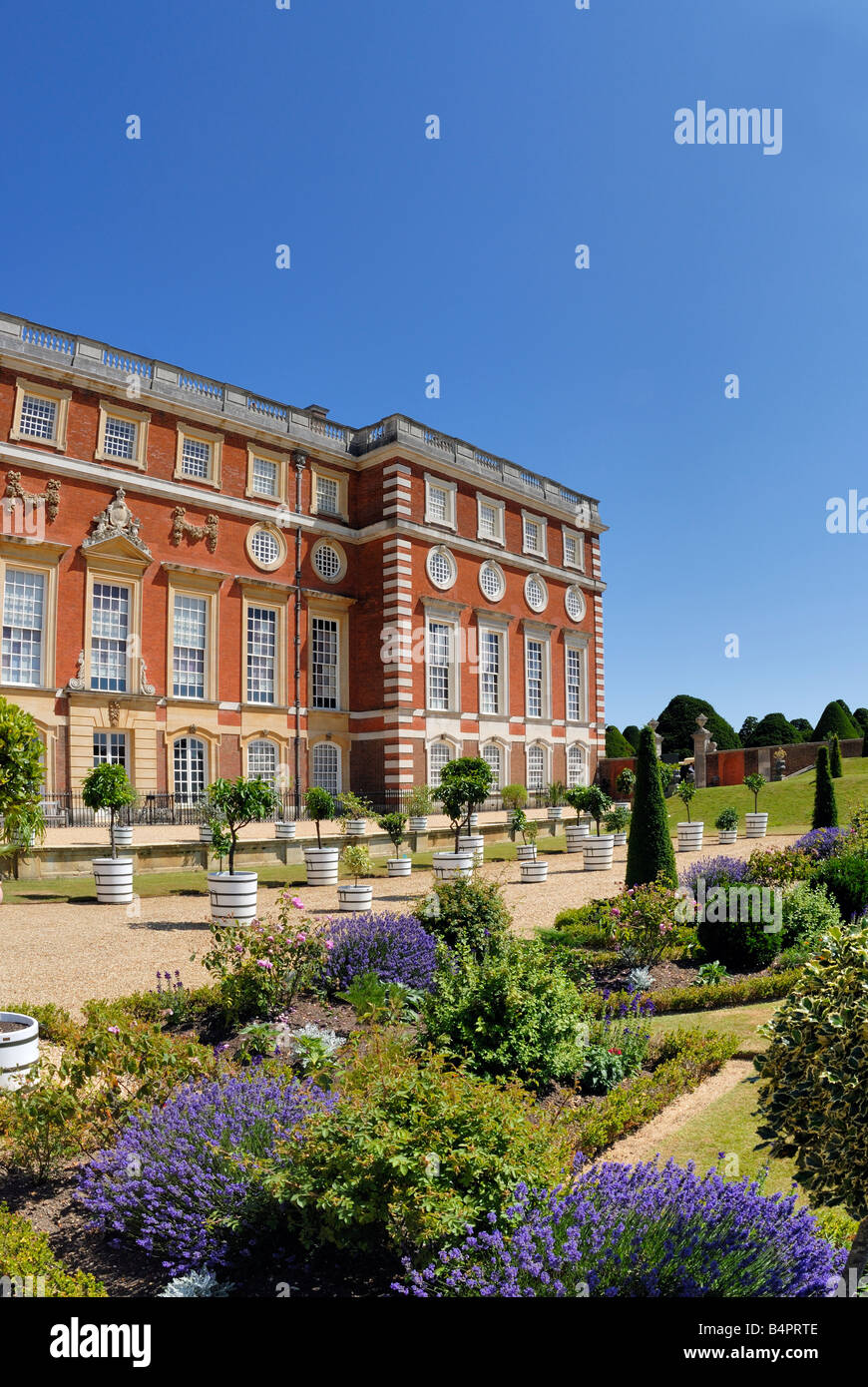 Hampton Court Palace and Gardens, East Molesey Stock Photo