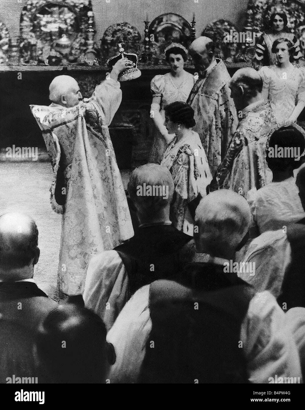Queen mother coronation 1937 hi-res stock photography and images - Alamy