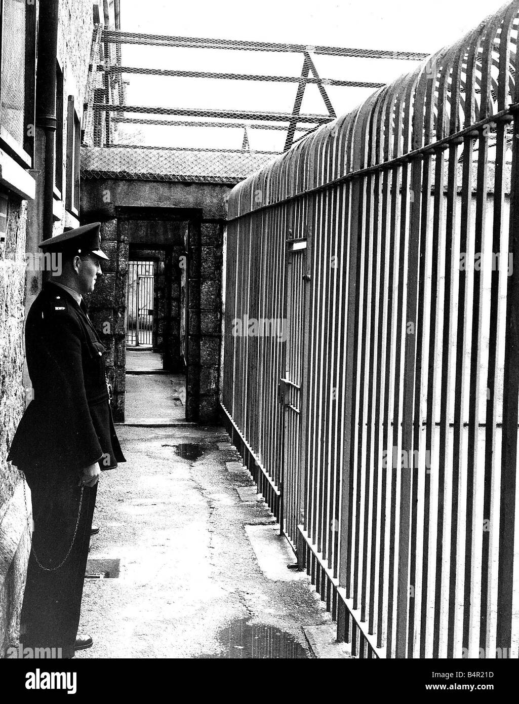 Prisons Dartmoor September 1969 The Chockey Wing exersise pen at Dartmoor Prison Princetown Stock Photo