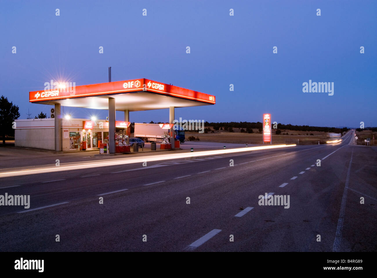 Night route hires stock photography and images Alamy
