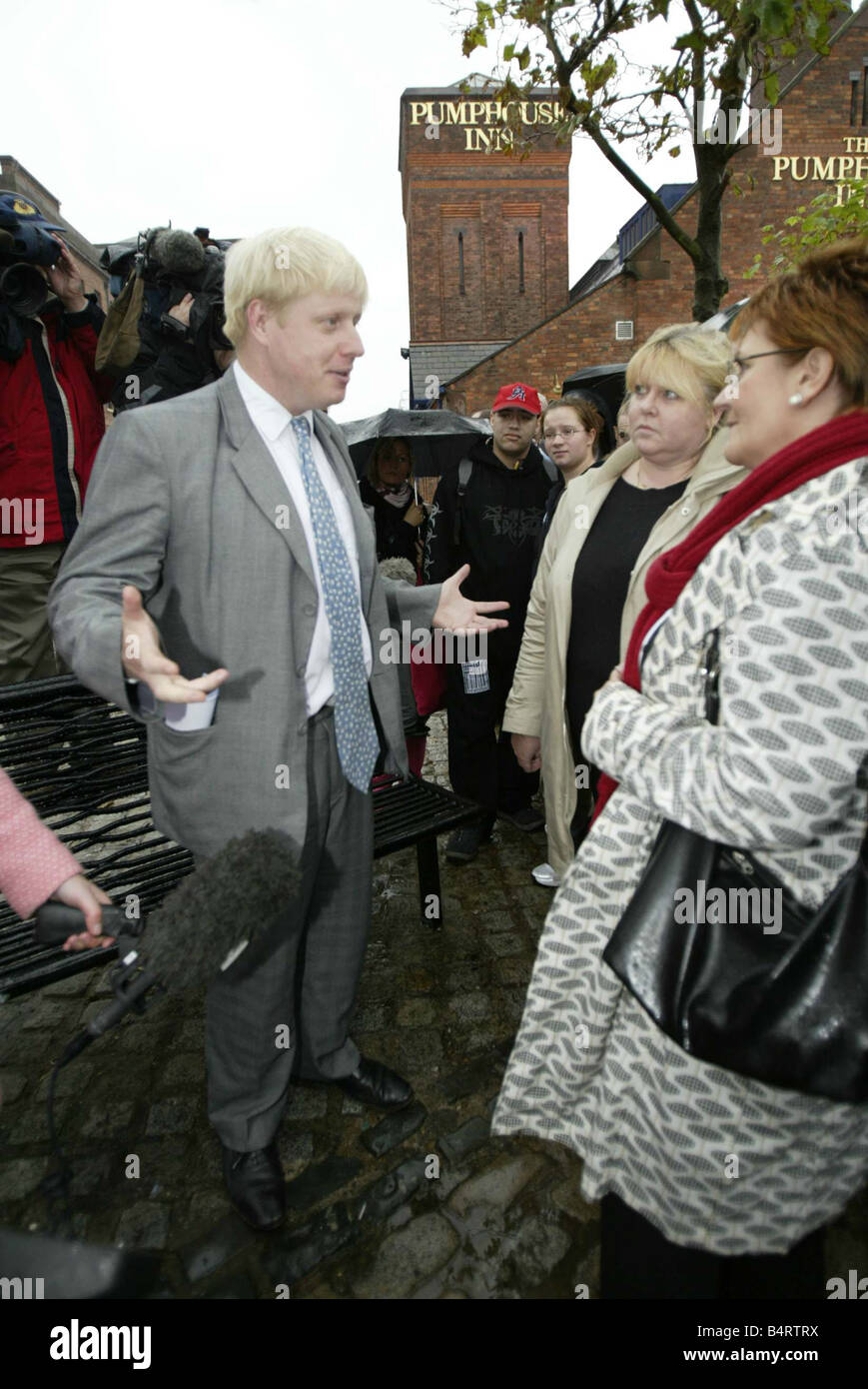 Boris Johnson Tory MP and editor of the Spectator magazine seen here in Liverpool to apologise for his comments about Liverpudlians and the City Stock Photo