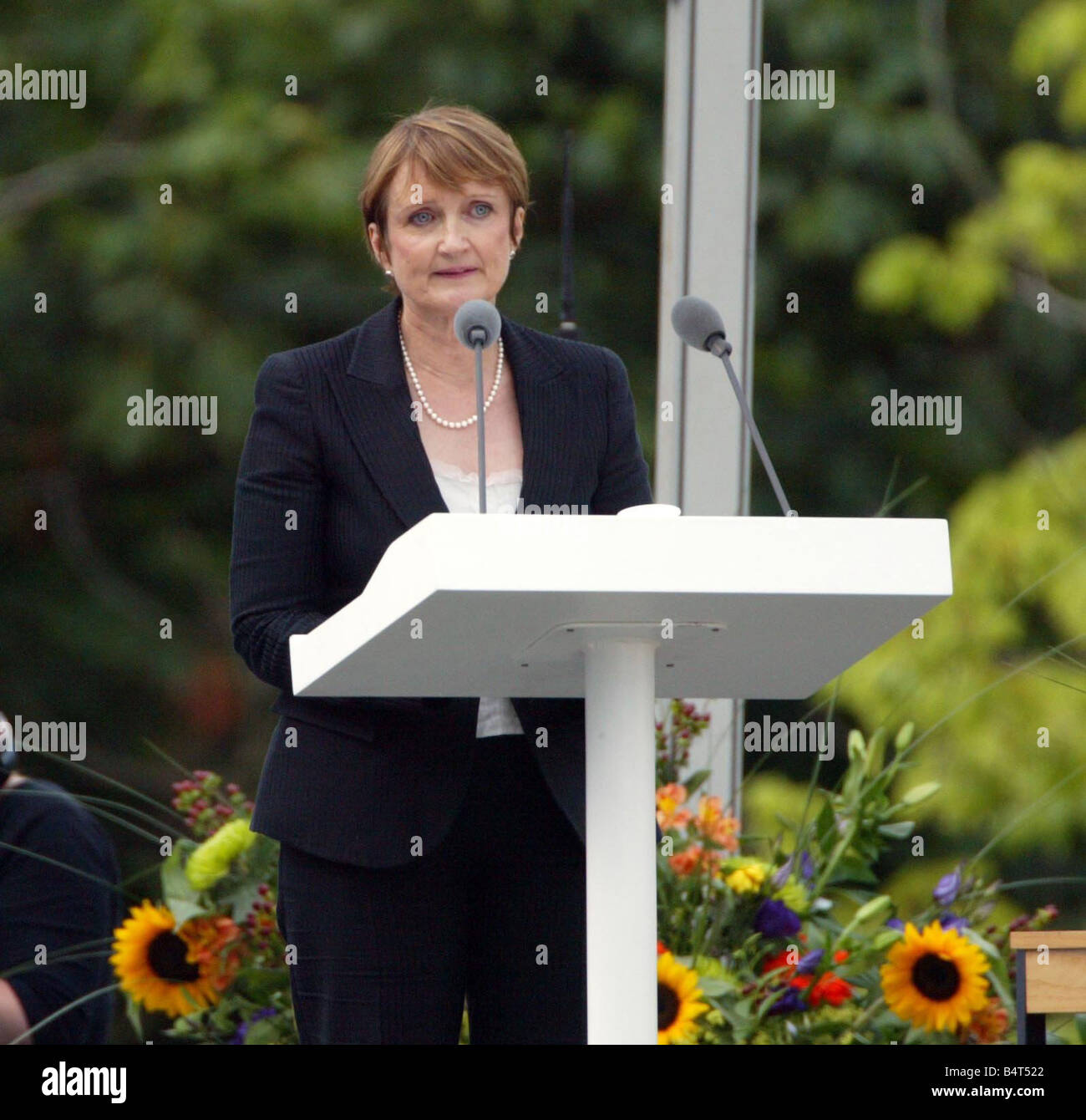 MP Tessa Jowell talks at the podium during the memorial service for the victims of the 7 7 bombings July 2006 Stock Photo