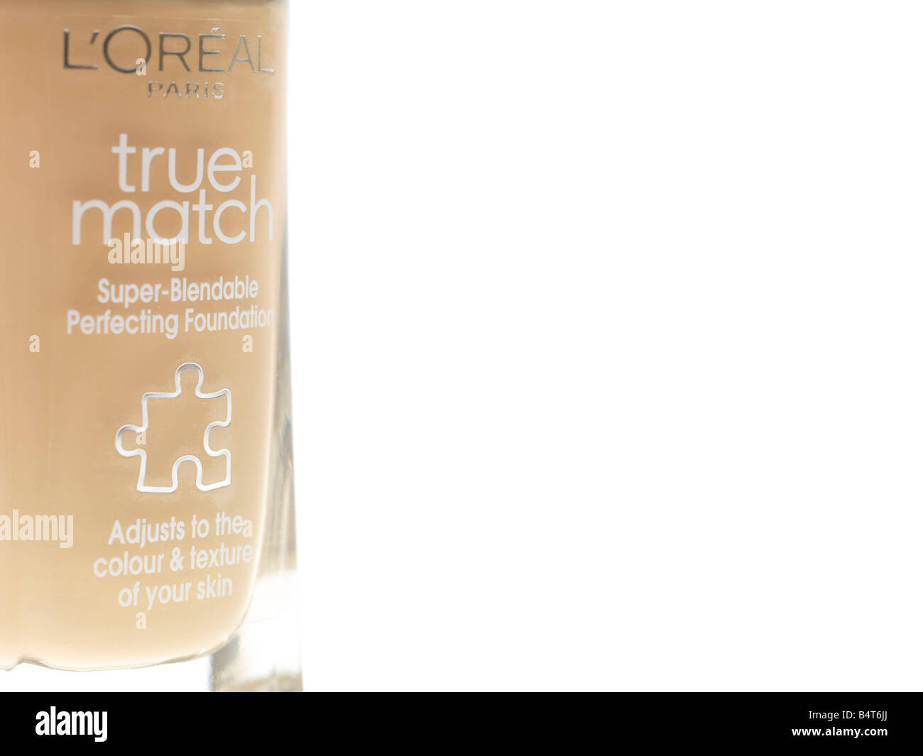 Loreal foundation hi-res stock photography and images - Alamy