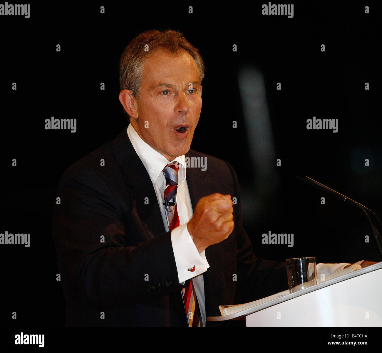 Tony Blair makes his last speech to conference as leader at Manchester