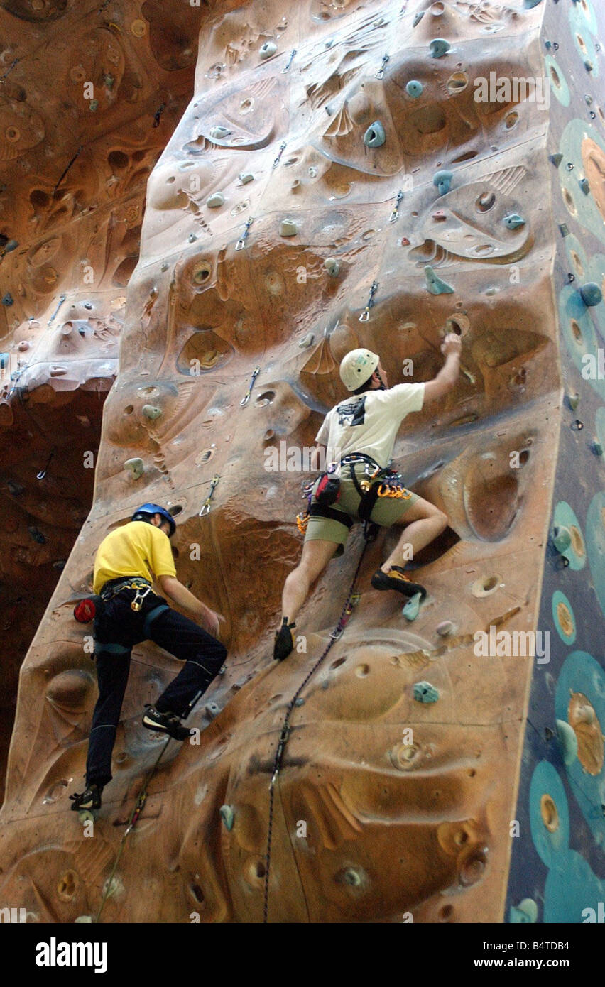 Welsh International Climbing Centre Taff Bargoed Centre Trelewis Picture shows climbing partners David Williams bottom and Matthew Perrott both aged 19 from Pontypridd Stock Photo