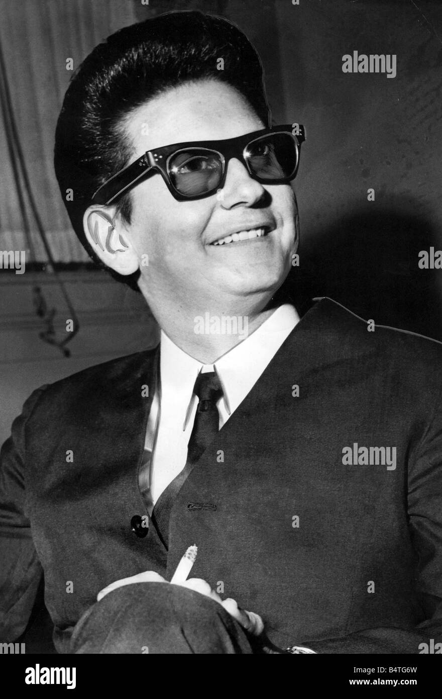 Roy Orbison the American pop singer relaxes between appearances at ...