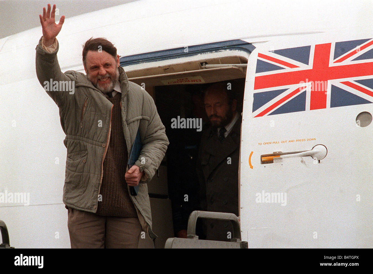 Terry Waite Nov 1991 Beirut hostage on arrival in Britain after being