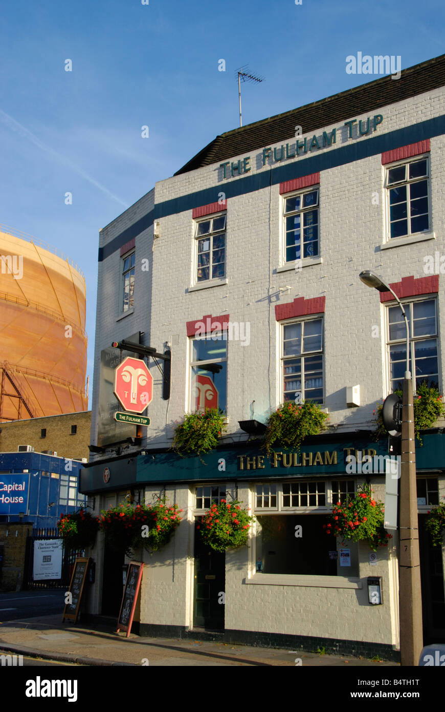 The Fulham Tup pub Harwood Terrace Fulham London England Stock Photo