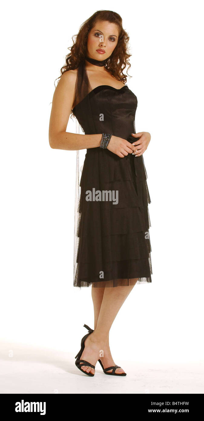 Black velvet dress hi-res stock photography and images - Alamy