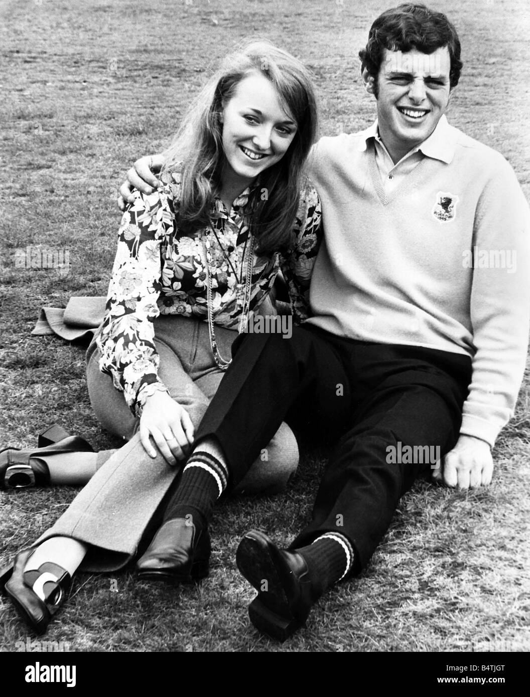 Bernard Gallagher Sept 1969 20 meet the grand daughter of the donor of the Ryder Cup Miss Rosalind Gabrielle Ryder Scarfe aged 20 of Sussex Stock Photo
