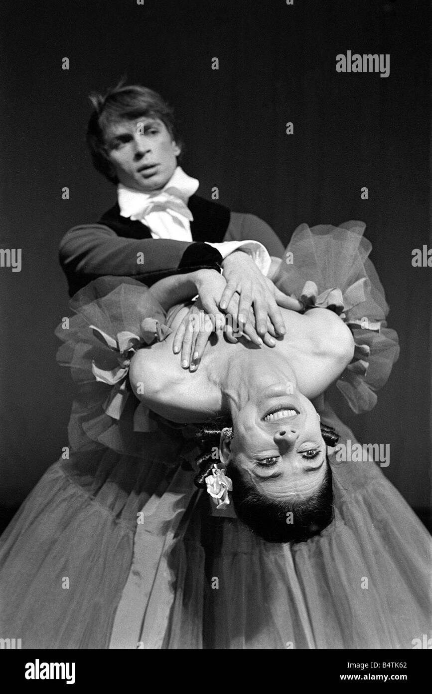 Rudolf nureyev hi-res stock photography and images - Alamy