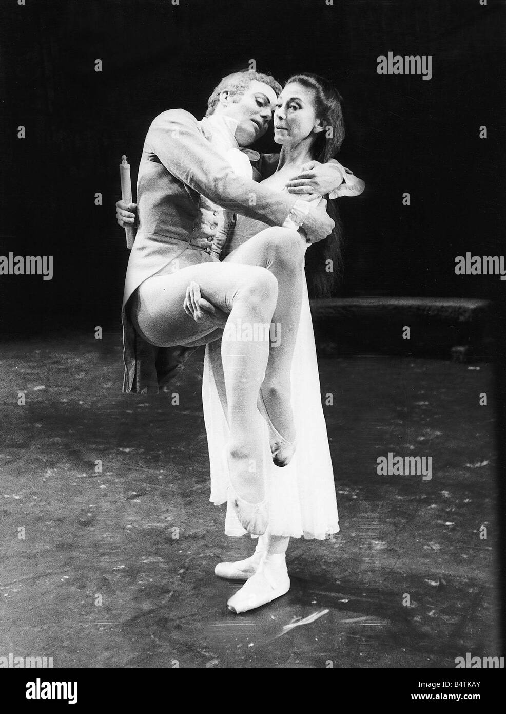 Margot Fonteyn Ballet Dancer rehearsing with John Gilpin Dbase MSI Stock Photo