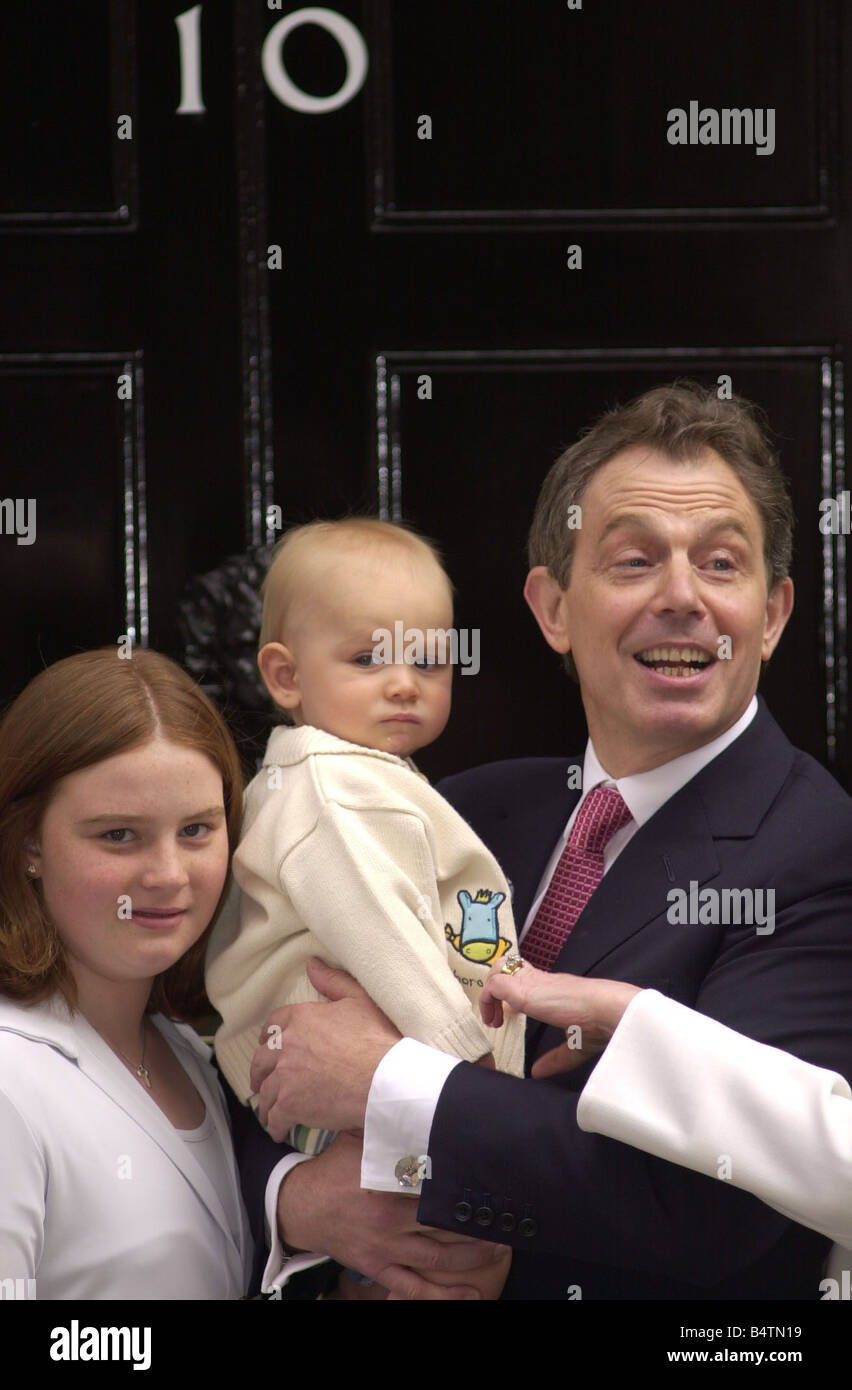 Prime Minister Tony Blair June 2001 with infant Leo Blair Kathryn Blair L stand outside No10 Downing Street June 8 2001 Tony Bl Stock Photo