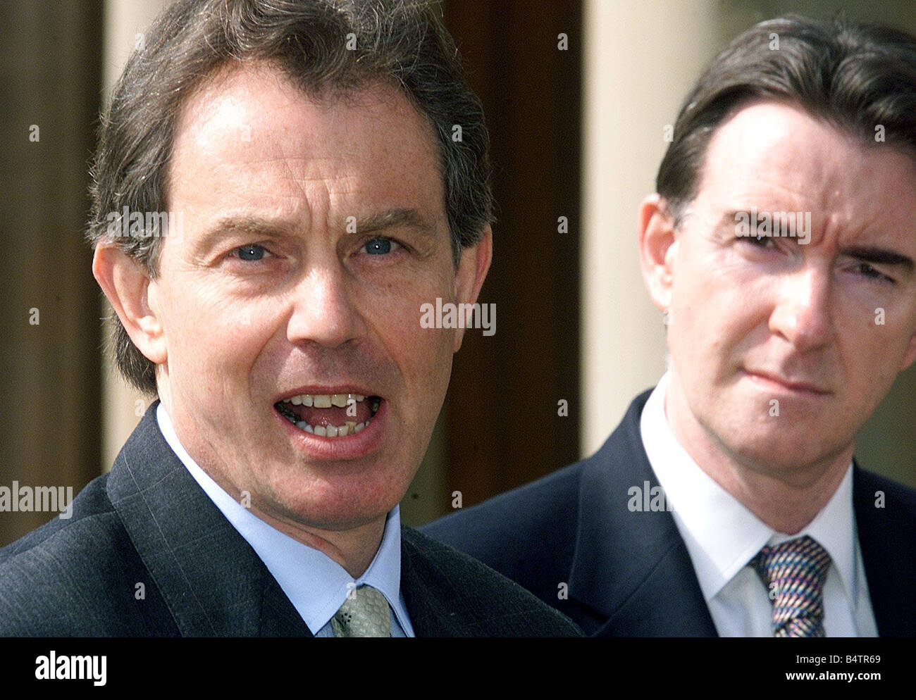 Prime Minister Tony Blair Visits Northern Ireland April 2000 Tony Blair With Peter Mandelson Meeting The Press At Hillsborough Pdgu Stock Photo Alamy