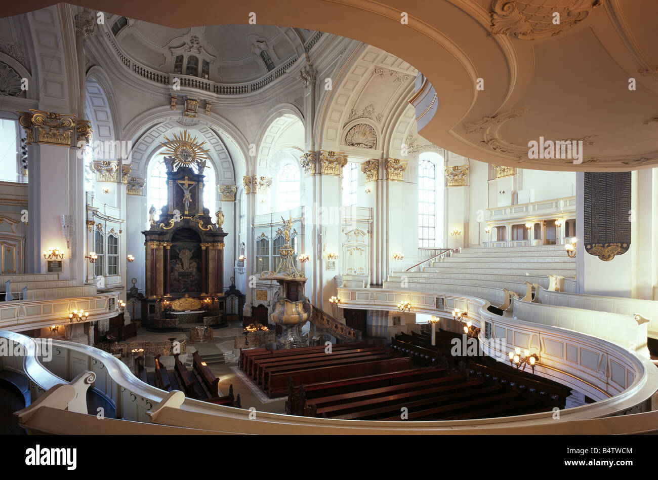 Hamburg, Michaeliskirche, Innenansicht Richtung Westen Stock Photo