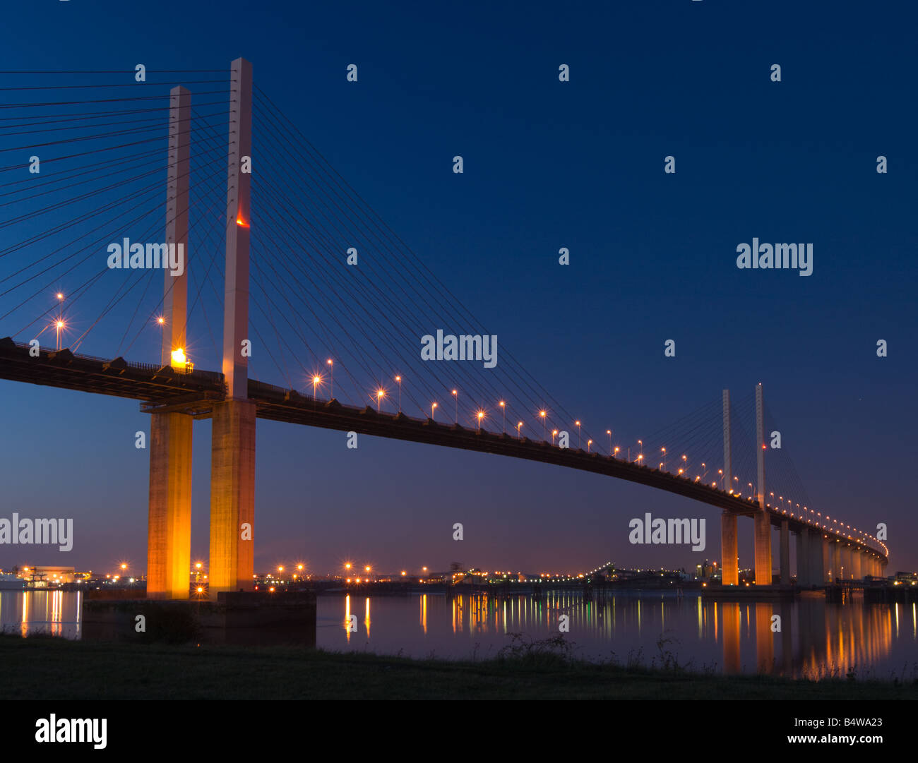 Dartford river crossings hires stock photography and images Alamy