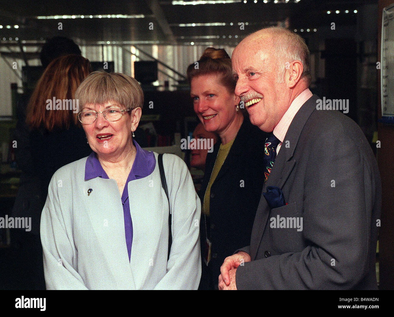 Actor Richard Wilson with Margaret Prosser and Jocylin Hillman at the Labour Party Headquarters Millbank Tower when Tony Blair unvieled a plaque to the late John Smith Stock Photo