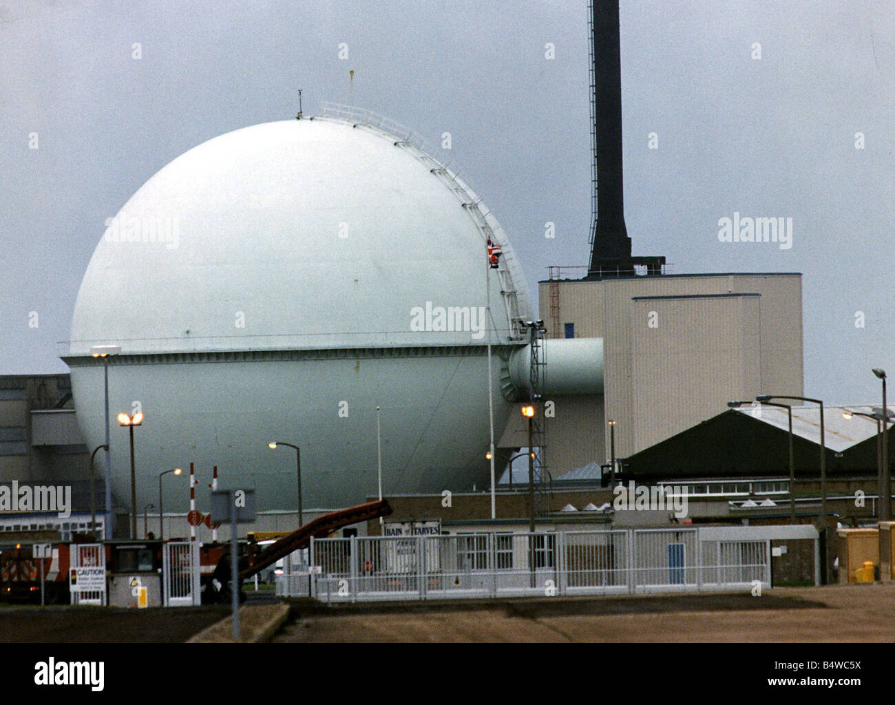 Dounreay power station atomic nuclear fast breeder reactor