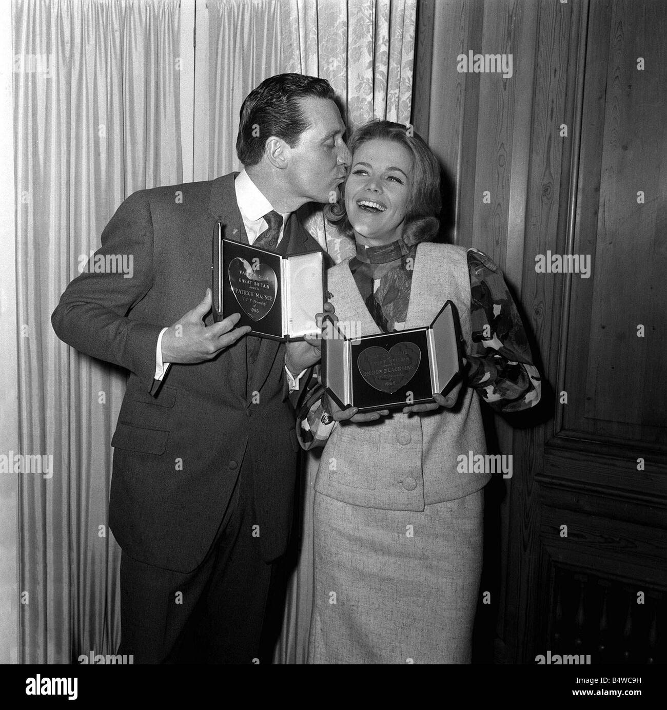 Variety Club Showbiz Awards 1963 Patrick MacNee Actor and Honor